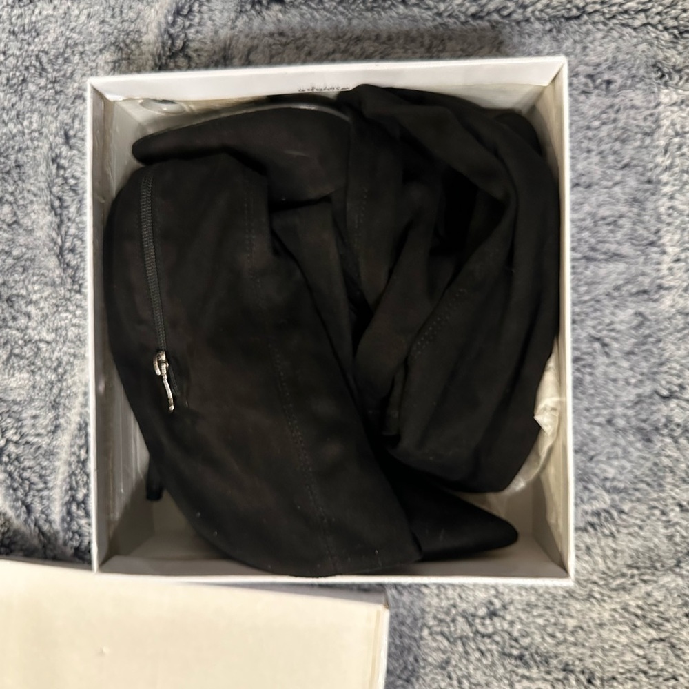 Cape Robbin Black Knee-High Boots